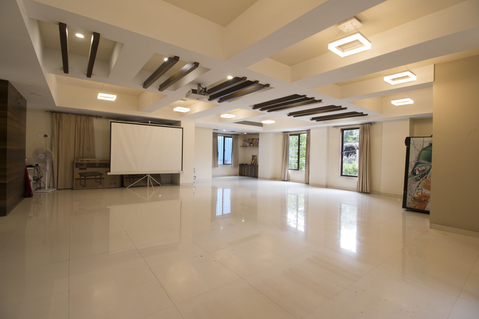 Hotel Oyo 3716 Kapil Residency 2*